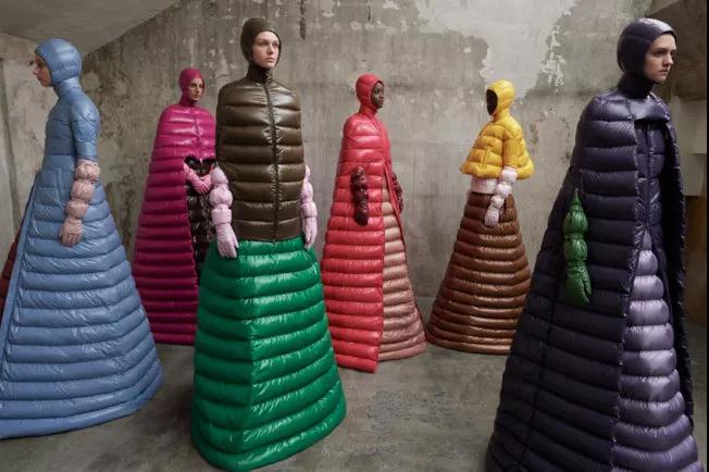 真香警告！想用羽絨服土個秋冬？抓緊時間換上它
