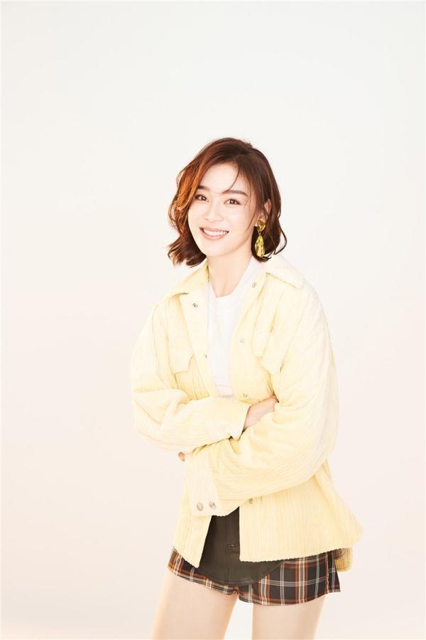 袁姍姍2019情人節(jié)寫真大片曝光 燦笑明媚靈動元氣