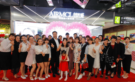 1171天，這家萬眾矚目的時光姬線下實體店終于與你見面了