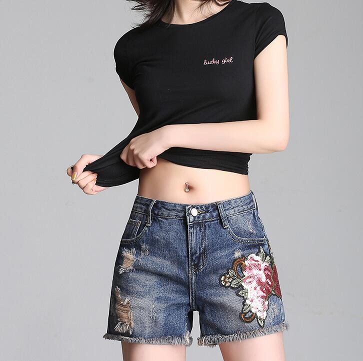 夏天有哪些百變穿搭 女生這些服裝單品百搭時尚