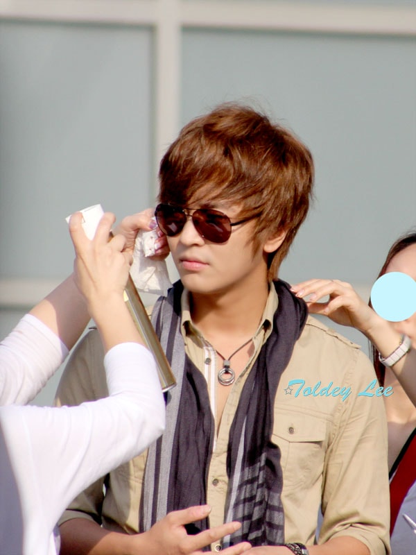 http://www.fjsenfa.cn/pics/default/download/02dbfce171f8436d36d44b69d9158c04.jpg