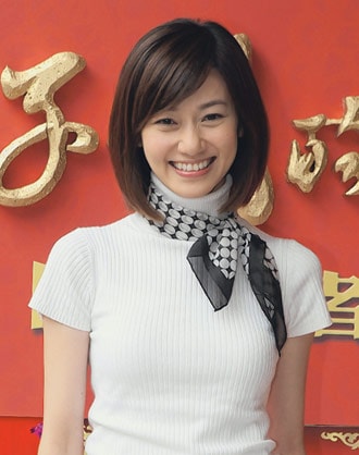 妻子們的戰爭  江宏恩(中)戲里周旋在陳仙梅和周幼婷之間