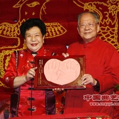 謝凌霄