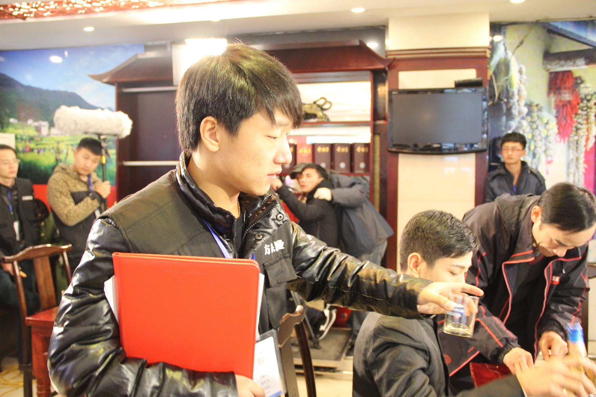 http://www.fjsenfa.cn/pics/default/download/094a81d89a429188bf9cb9336ac668b5.jpg