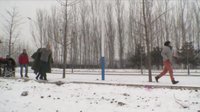《急診室故事》獨(dú)家花絮 “急診型男”張磊雪地裸奔