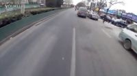 麗澤橋北三環(huán)輔路違章停車