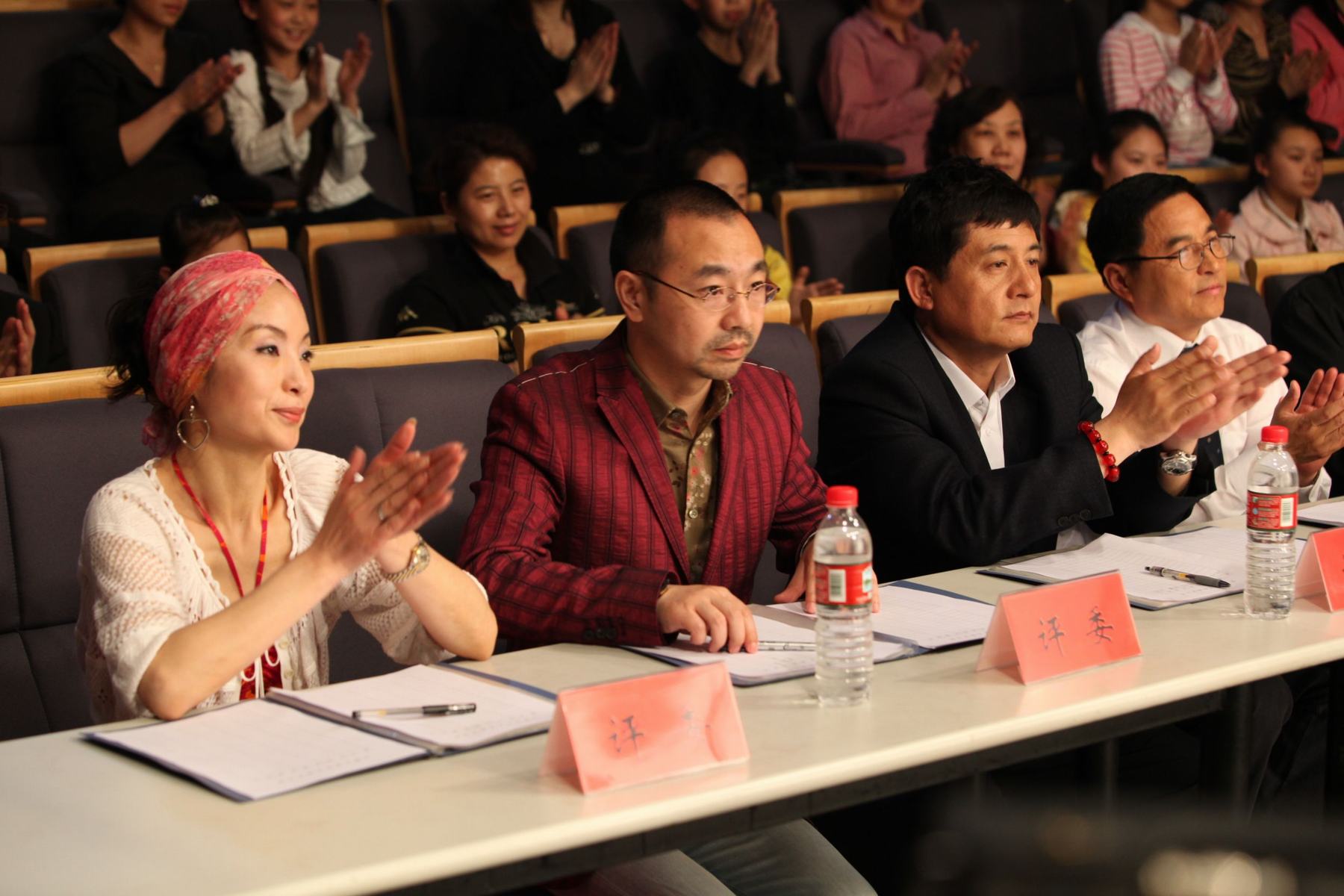 http://www.fjsenfa.cn/pics/default/download/1989016ea1b96b409227f3f110529539.jpg
