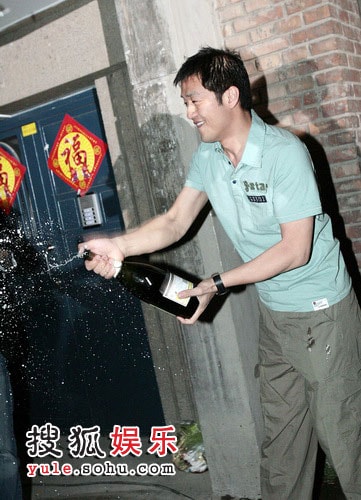 http://www.fjsenfa.cn/pics/default/download/19d03c264a1169cbe3703bb040ec0950.jpg