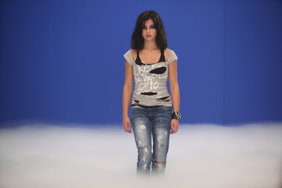 http://www.fjsenfa.cn/pics/default/download/19e5449f72f2fe63a364f753df36dc16.jpg