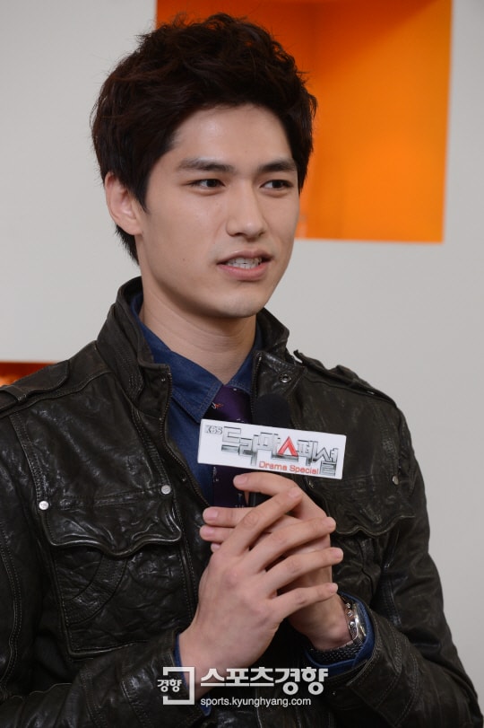 http://www.fjsenfa.cn/pics/default/download/1b4d88ed9a43b81782b6085a5bbbd104.jpg