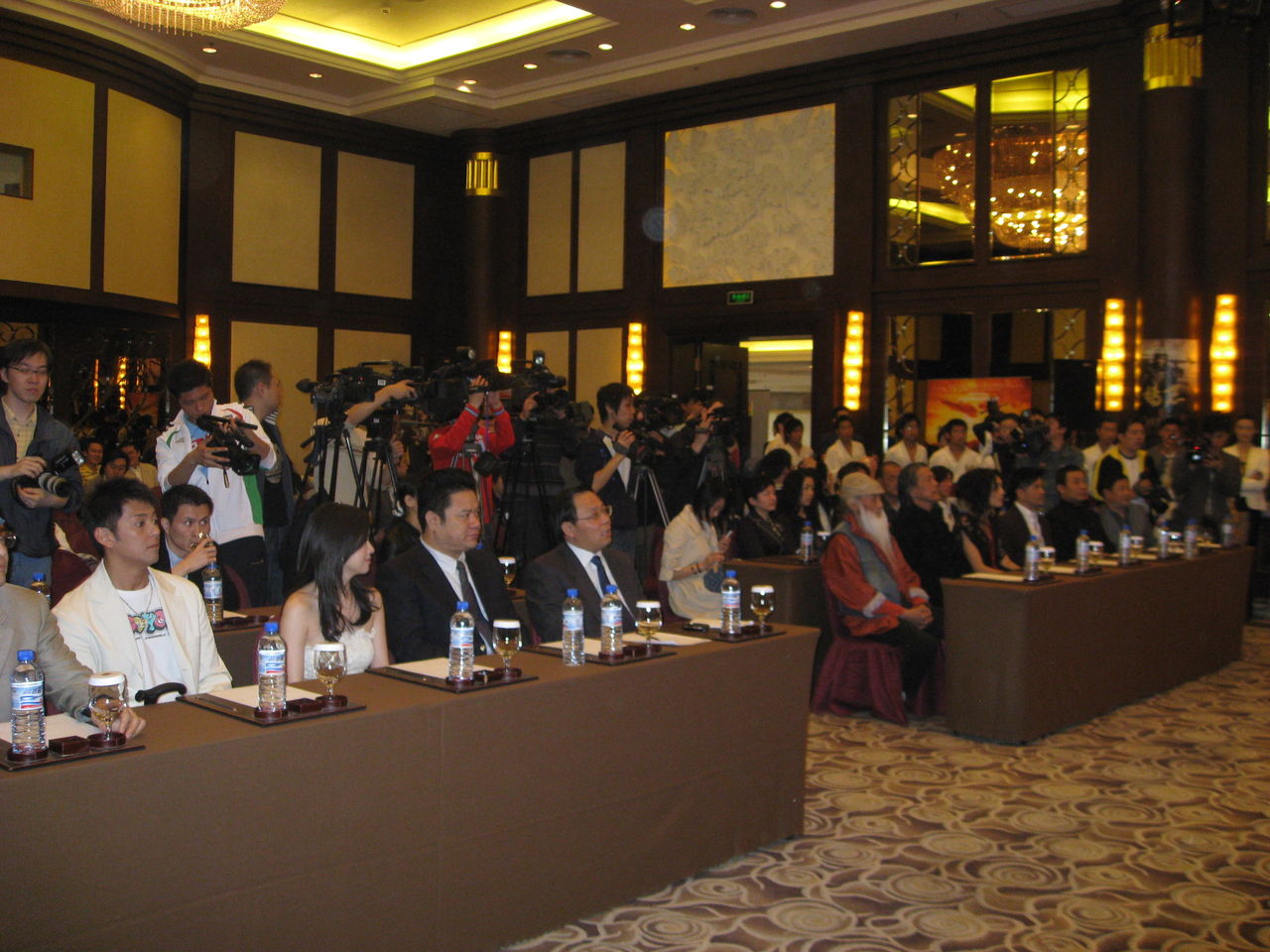 http://www.fjsenfa.cn/pics/default/download/1c1106eee74c2193204f1f02cc7fffeb.jpg