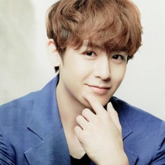Nichkhun?