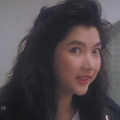 何佩兒