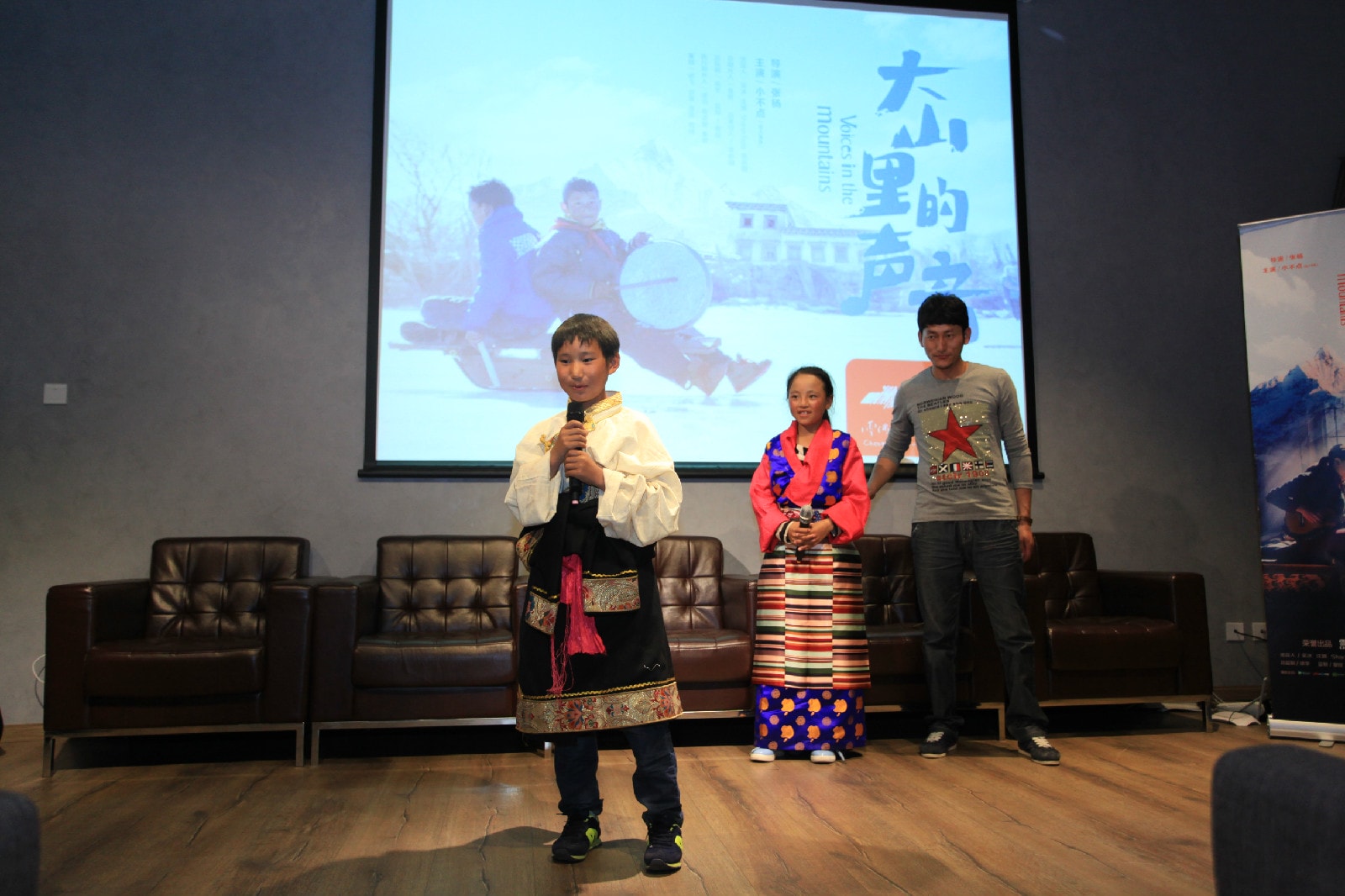 http://www.fjsenfa.cn/pics/default/download/22cf2ef67de465f7972ed0bfe562d139.jpg