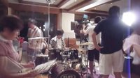 蒲成龍 方中信電影《藍(lán)色矢車(chē)菊》打鼓花絮片段