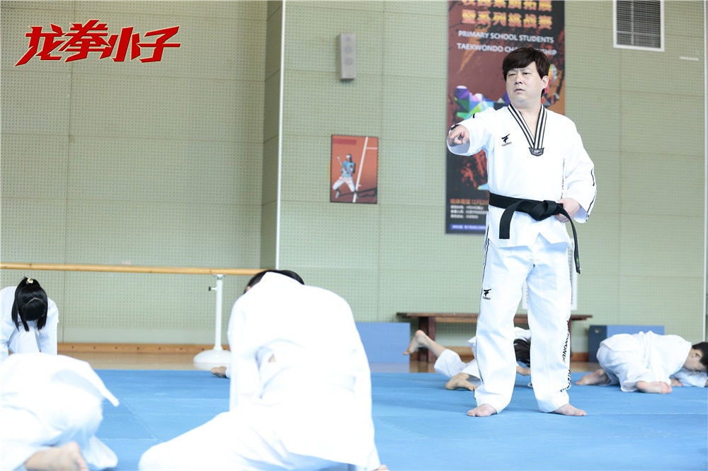 http://www.fjsenfa.cn/pics/default/download/2cbd8516ff7bcf58b76ddba292b27fba.jpg