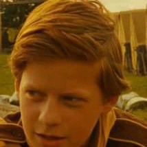 盧卡斯·赫奇斯Lucas Hedges
