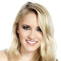 艾米麗·奧斯蒙特Emily Osment