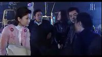 重案六組里面的一個(gè)片段，誰(shuí)知道剛一進(jìn)去時(shí)背景DJ的名字啊？