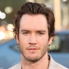 馬克-保羅·戈塞拉Mark-Paul Gosselaar