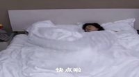 農村婆婆太偏心，星期天讓兒媳婦干活兒，讓兒子睡覺