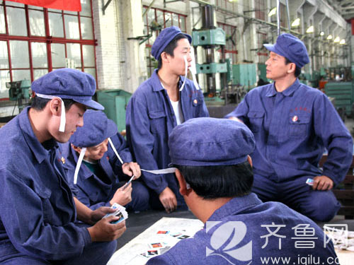 http://www.fjsenfa.cn/pics/default/download/3cfdee566eb4ecddd30bcc8889aaae21.jpg