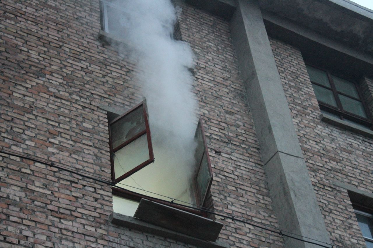 http://www.fjsenfa.cn/pics/default/download/3dada242d77bdfa7d412bd5f42c10d72.jpg