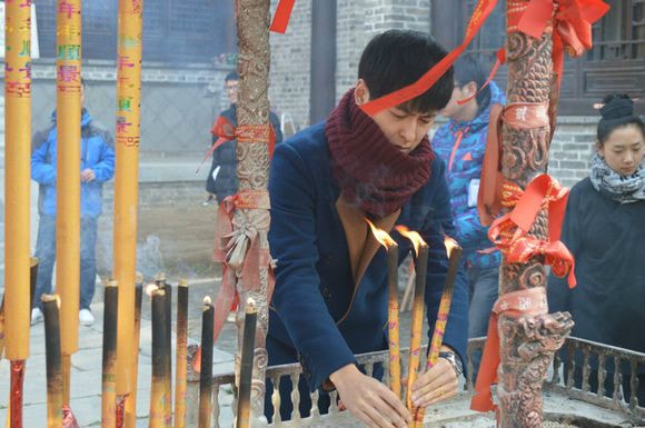 http://www.fjsenfa.cn/pics/default/download/3e1a30236e87c944426f1d70fa3804de.jpg