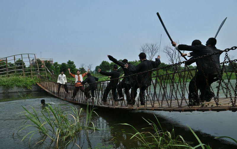 http://www.fjsenfa.cn/pics/default/download/40b389dbb1f0748d724ddd0a96553c35.jpg