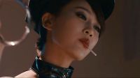 黑皮衣女殺手誘惑敵人