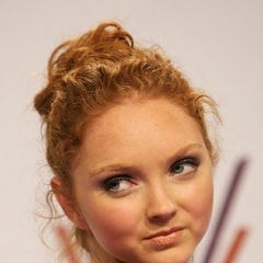 莉莉·科爾Lily Cole
