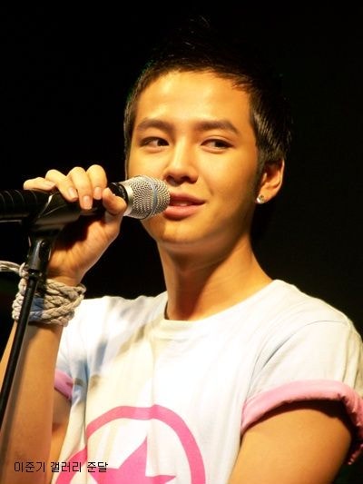 http://www.fjsenfa.cn/pics/default/download/481600ff2ec5329f1d5aed946b35b5ae.jpg