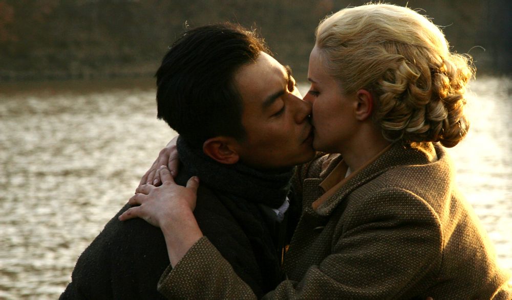 http://www.fjsenfa.cn/pics/default/download/4ad3c81a5d0724bf853cd1d7f9068c54.jpg