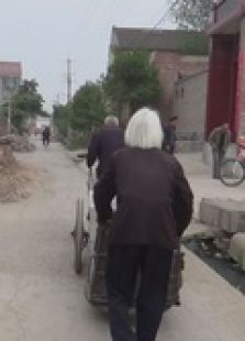 煤板車上的守候