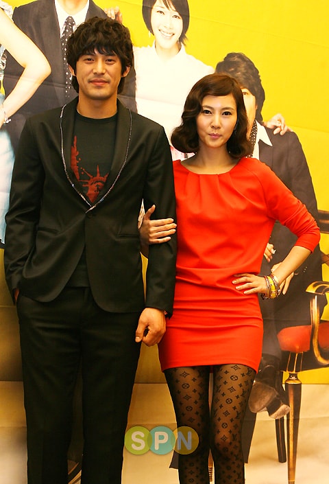 http://www.fjsenfa.cn/pics/default/download/5108456669e080fb8e5dbc67458696e0.jpg
