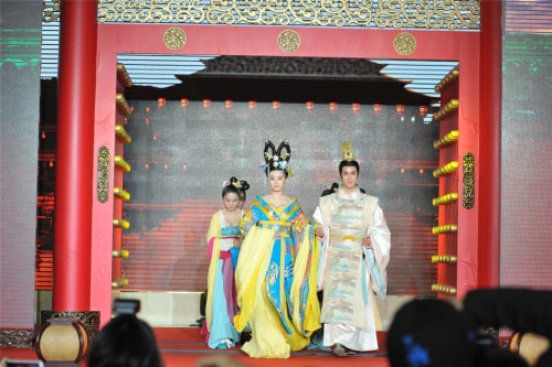 http://www.fjsenfa.cn/pics/default/download/58183413eb400ae2d6963eab34eba3ce.jpg