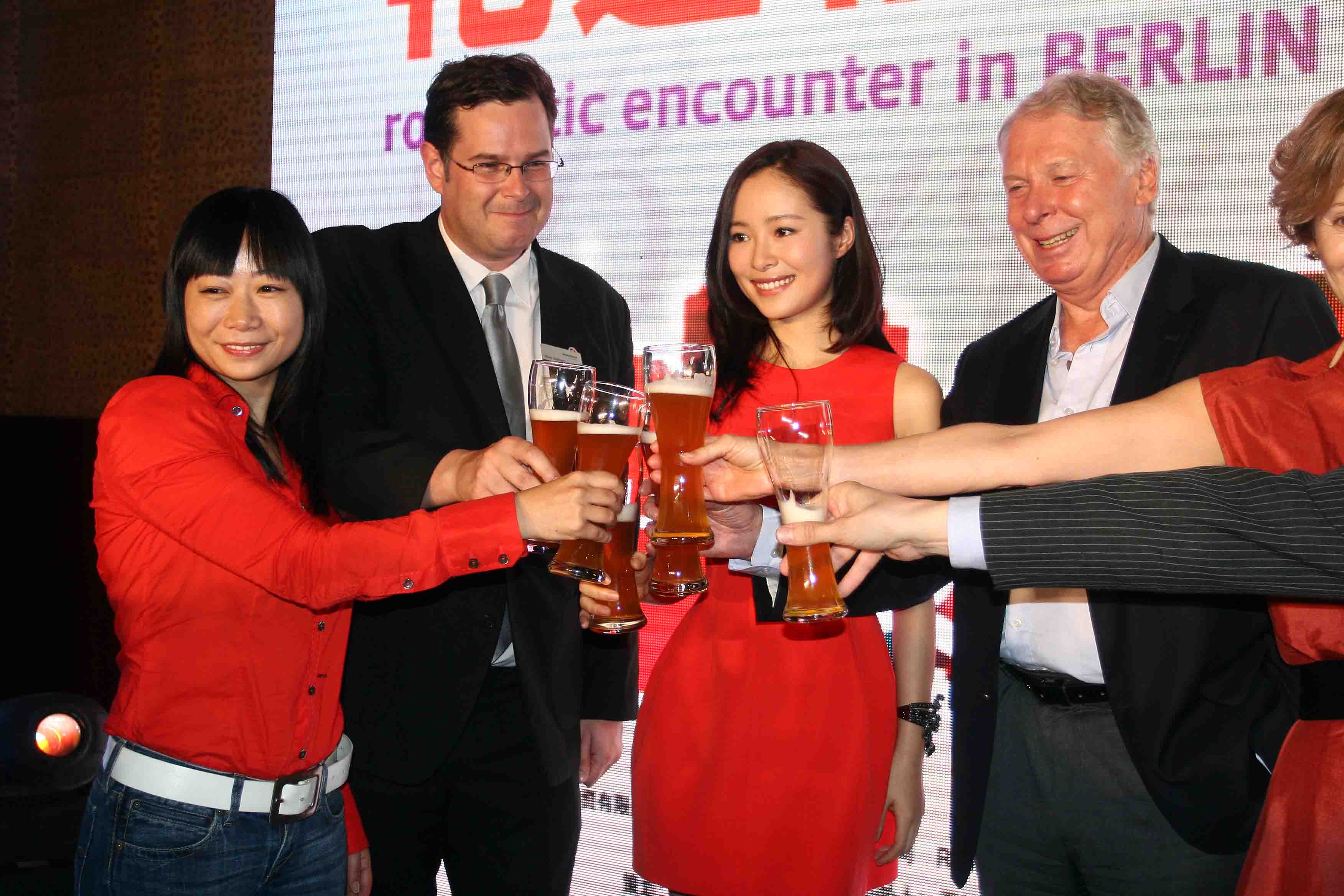 http://www.fjsenfa.cn/pics/default/download/5922460c4175fab34322333f938ccdd3.jpg