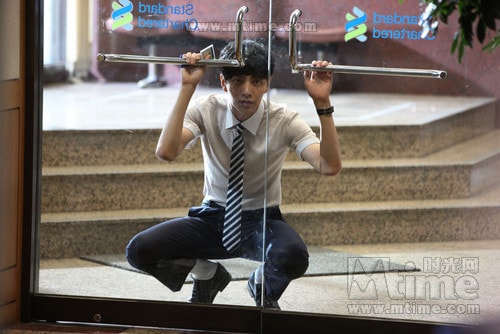 http://www.fjsenfa.cn/pics/default/download/5f46f5c0f66d8ed0faf026e4b1564ae4.jpg