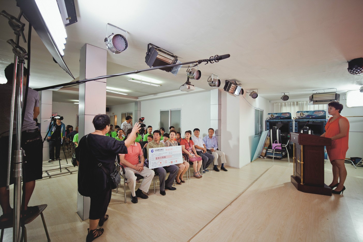 http://www.fjsenfa.cn/pics/default/download/619eae37414b0112621bdd759cfc7790.jpg