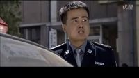 黑社會(huì)糾結(jié)小混混圍堵警察局，公安局長發(fā)飆，霸氣開壓路機(jī)驅(qū)趕！