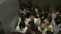 韓劇婦產科的女醫生吻戲