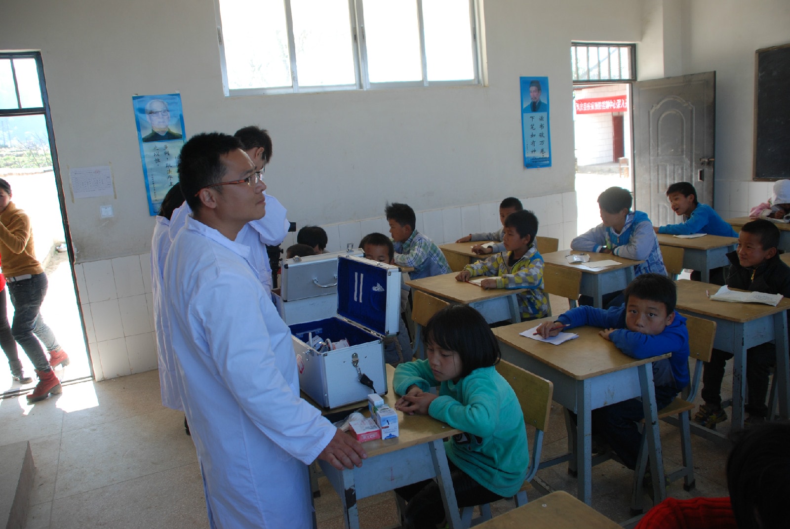 http://www.fjsenfa.cn/pics/default/download/75dd420c54640ea61d16f3e365cd5a24.jpg