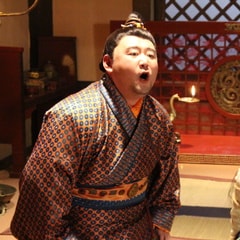 王新宇