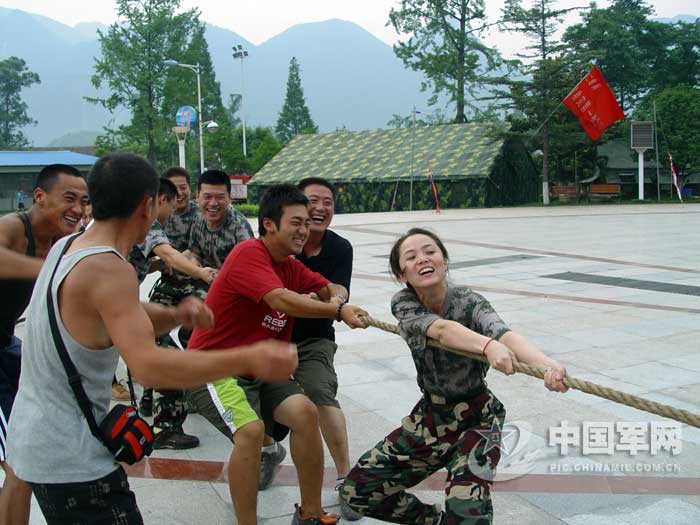 http://www.fjsenfa.cn/pics/default/download/7a66d9bd8543a52add0153ebafec4b97.jpg