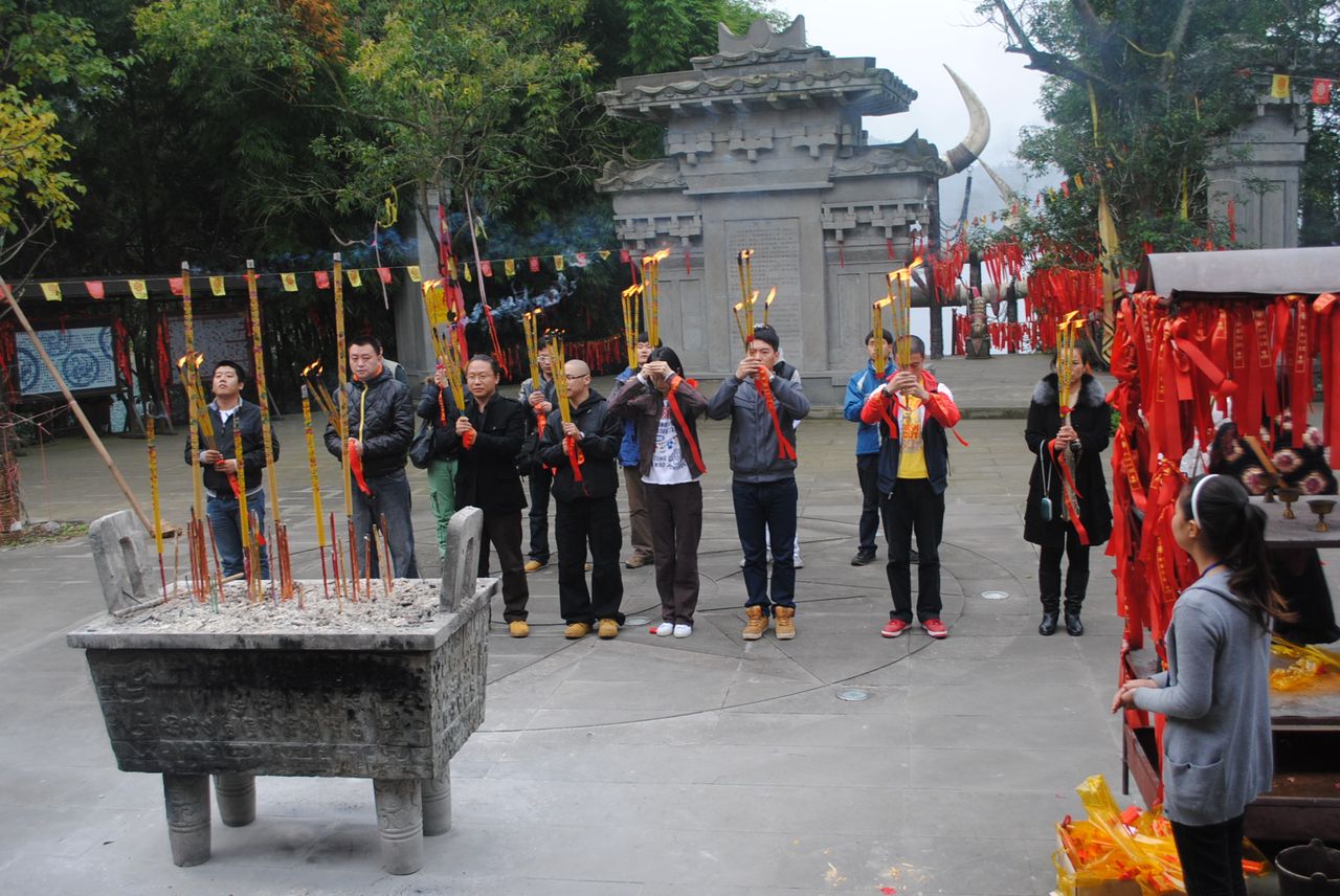 http://www.fjsenfa.cn/pics/default/download/7a68099bbf6c466a7e250367c2d70cf7.jpg