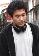 張默
