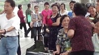最牛阿婆們唱“小三”