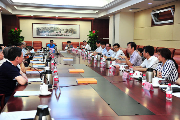 http://www.fjsenfa.cn/pics/default/download/8538/96fb51ccf1d525ad49755a27447d.jpg