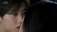 《上流社會(huì)》炯植智妍路燈下溫柔KISS