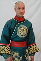 何晟銘